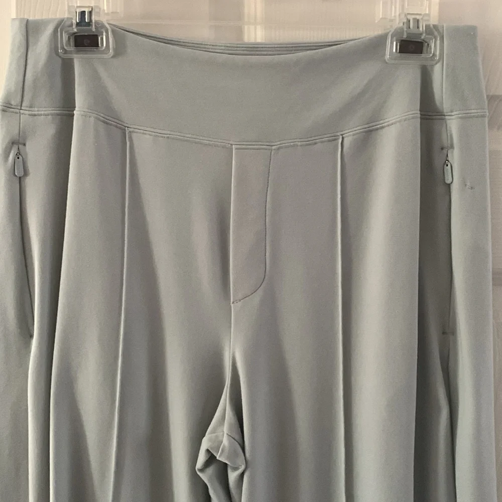 Athleta Mint Green Wide-Leg Pants with Elastic Waistband - Picture 2 of 4